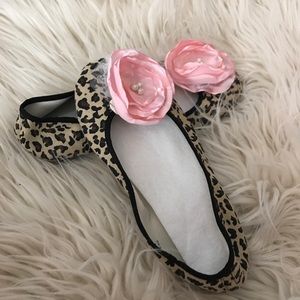 Pink flower flats